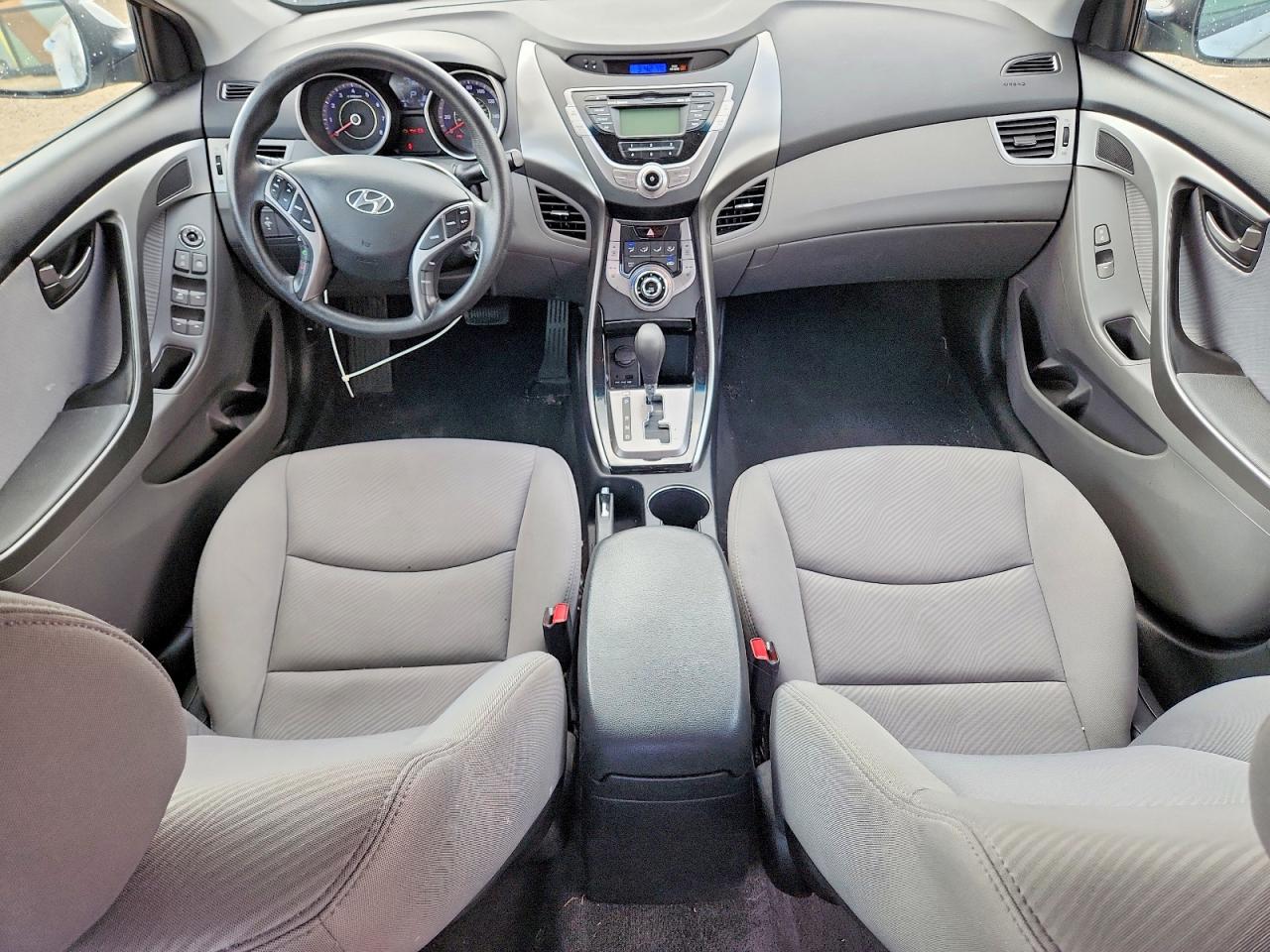 2013 Hyundai Elantra Gls Серебряный vin: KMHDH4AE9DU624790