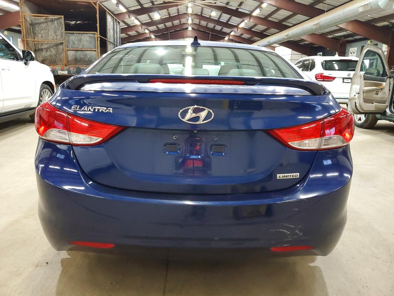 2013 Hyundai Elantra Limited Синий vin: KMHDH4AE9DU661452