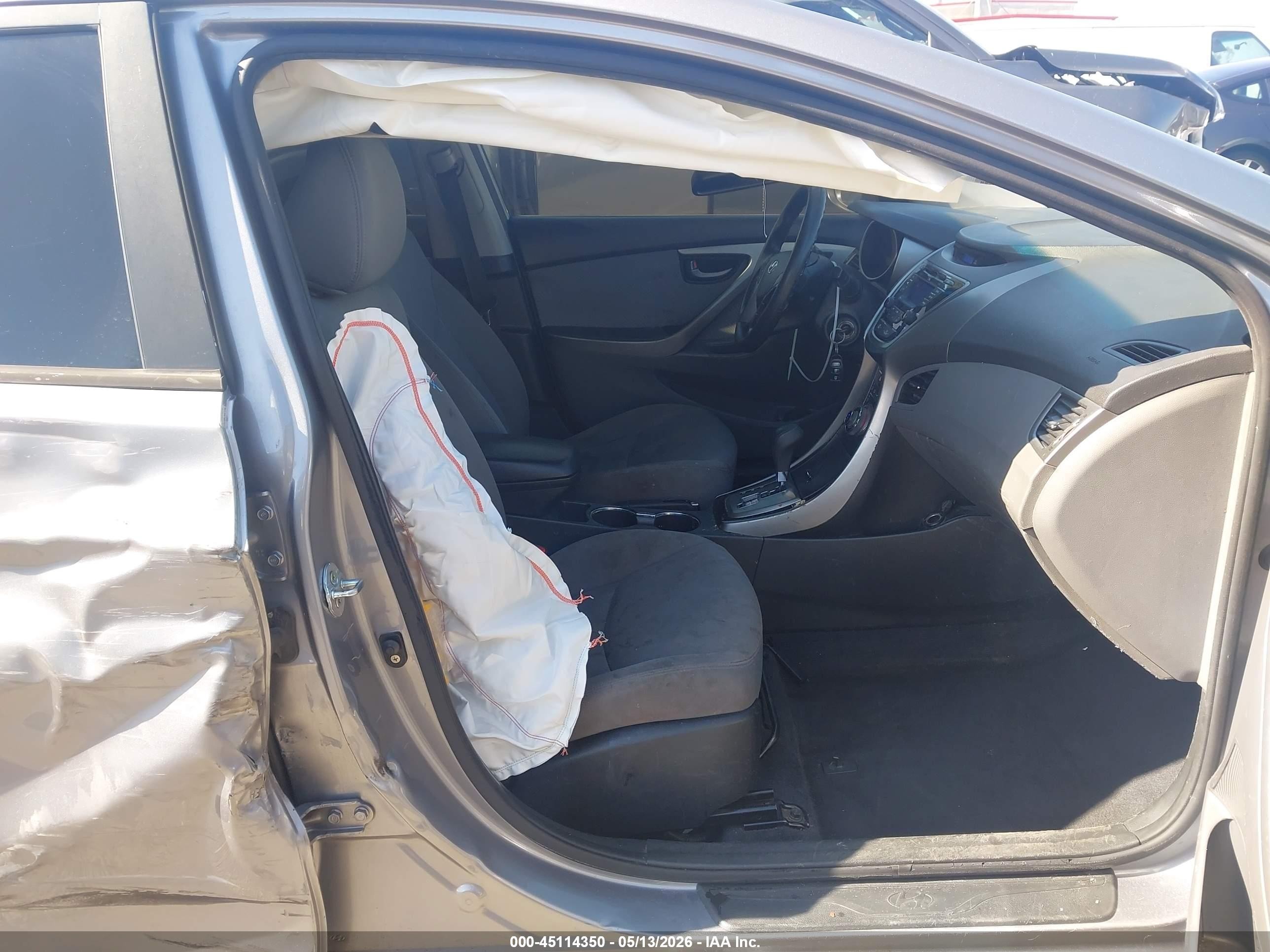 2013 Hyundai Elantra Gls/limited Silver vin: KMHDH4AE9DU689641