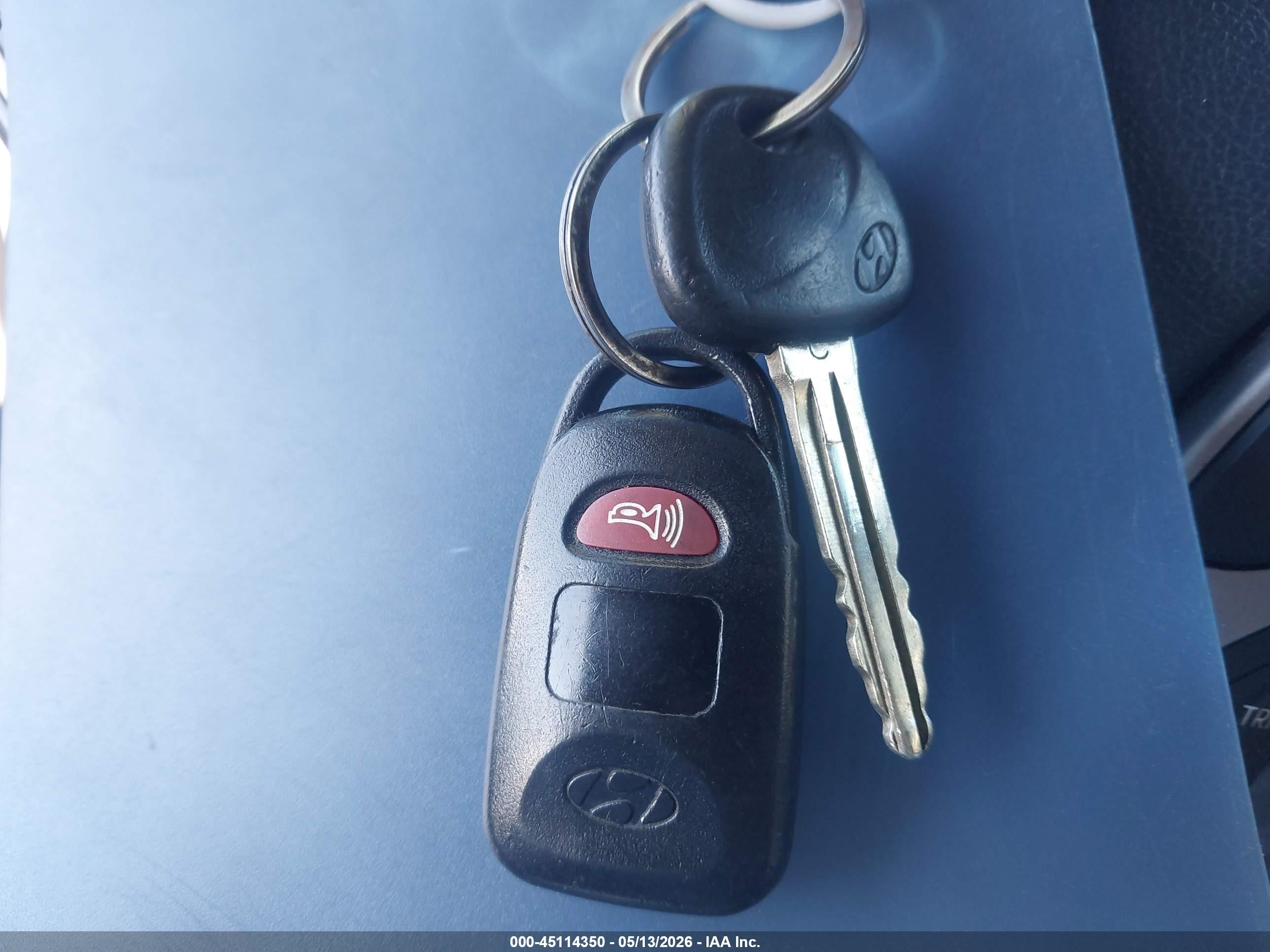 2013 Hyundai Elantra Gls/limited Silver vin: KMHDH4AE9DU689641