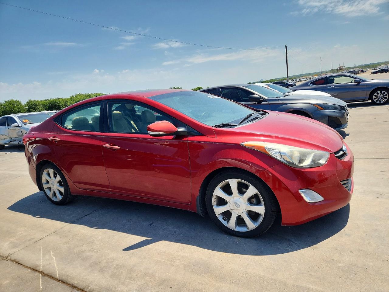 2013 Hyundai Elantra Limited Красный vin: KMHDH4AE9DU746162
