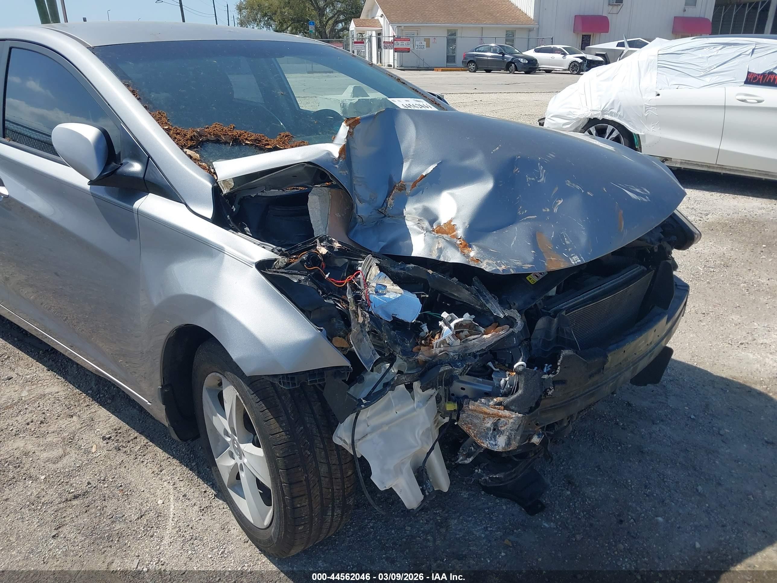 2013 Hyundai Elantra Gls Silver vin: KMHDH4AE9DU775175
