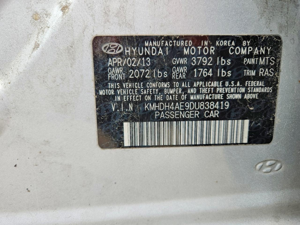 2013 Hyundai Elantra Limited Silver vin: KMHDH4AE9DU838419