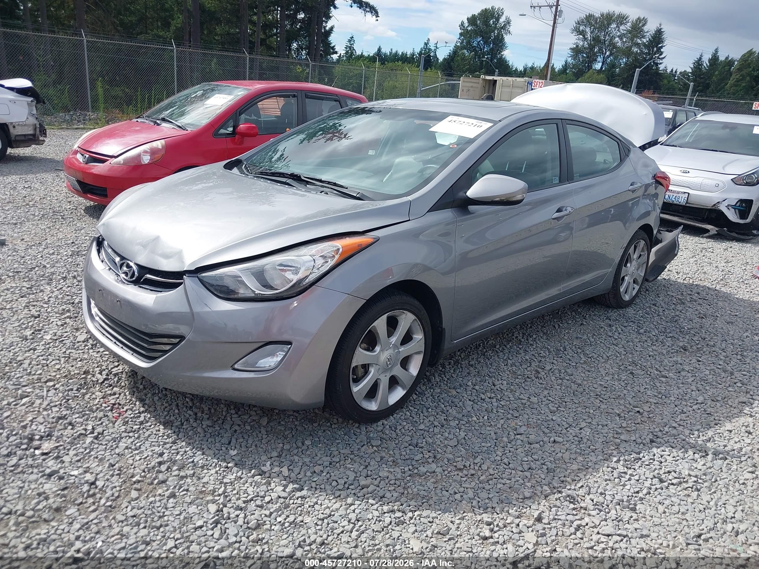 2013 Hyundai Elantra Limited Silver vin: KMHDH4AE9DU917279