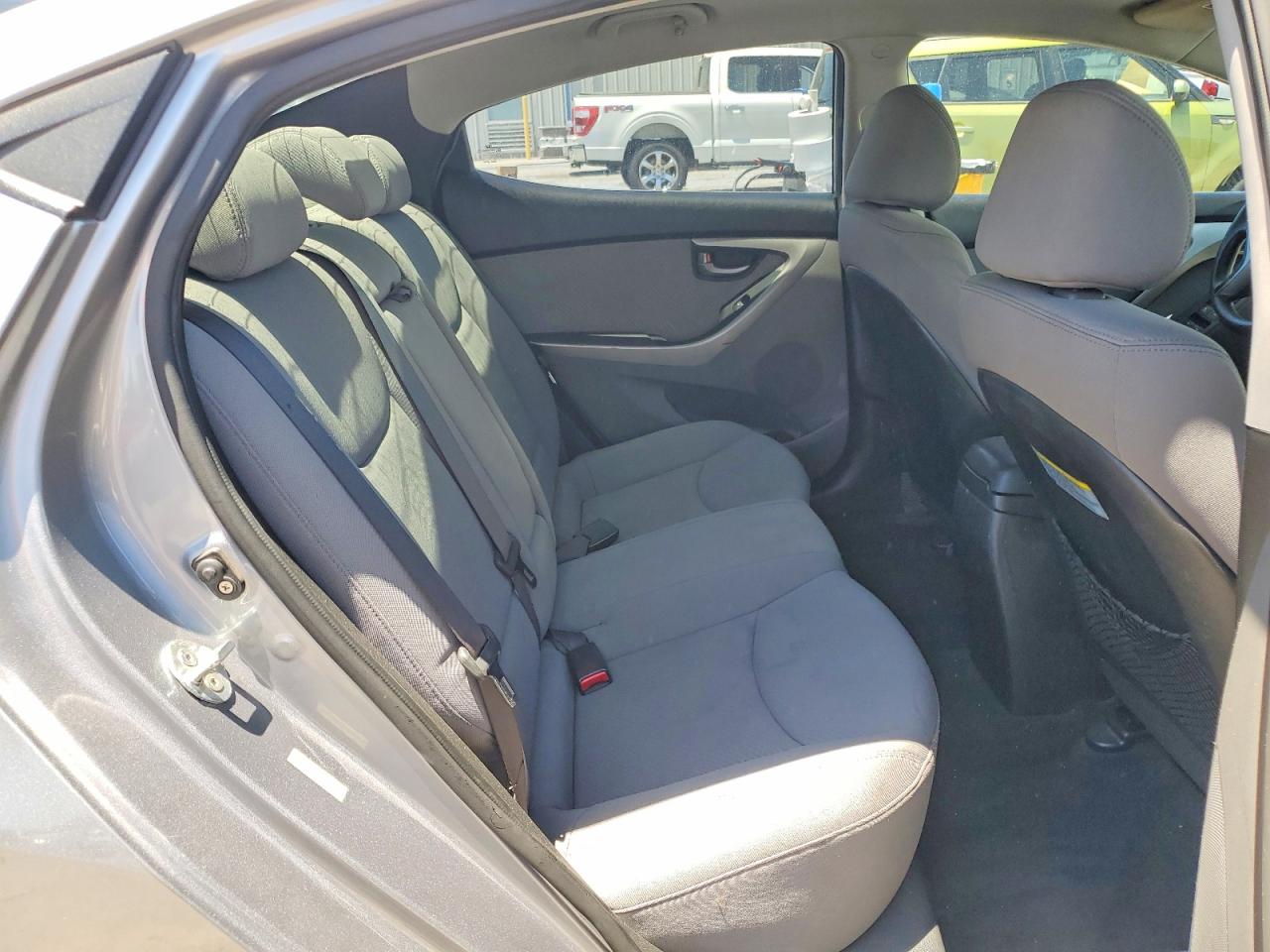 2013 Hyundai Elantra Gls Серебряный vin: KMHDH4AE9DU933899