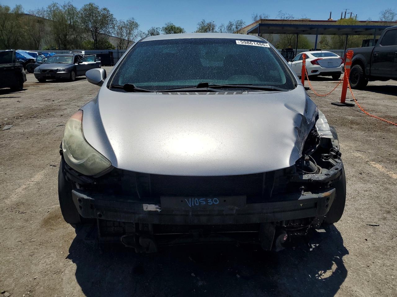 2013 Hyundai Elantra Gls Серебряный vin: KMHDH4AE9DU933899