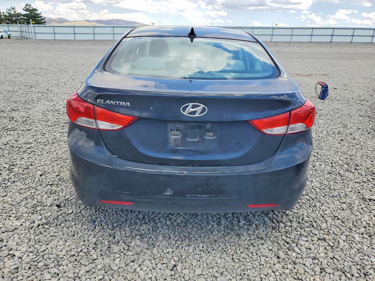 2013 Hyundai Elantra Gls Black vin: KMHDH4AE9DU936060