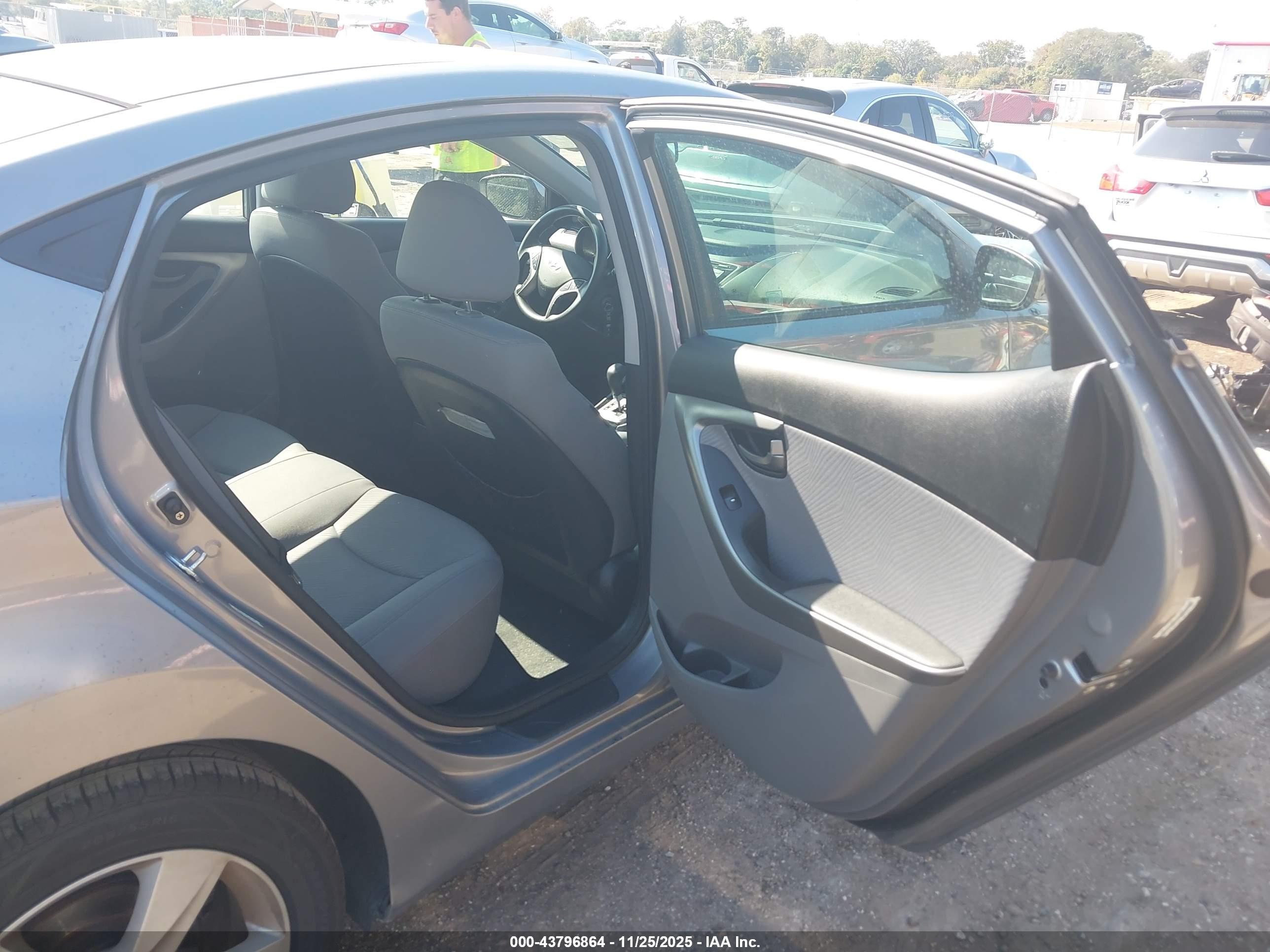 2013 Hyundai Elantra Gls Gray vin: KMHDH4AE9DU942764