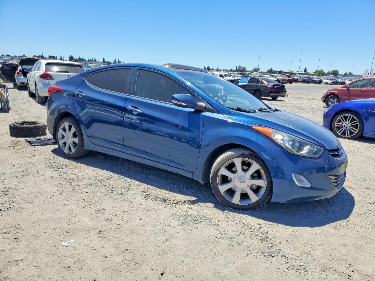 2013 Hyundai Elantra Limited Blue vin: KMHDH4AE9DU963632