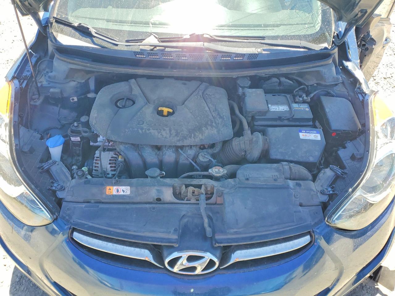 2013 Hyundai Elantra Limited Blue vin: KMHDH4AE9DU963632