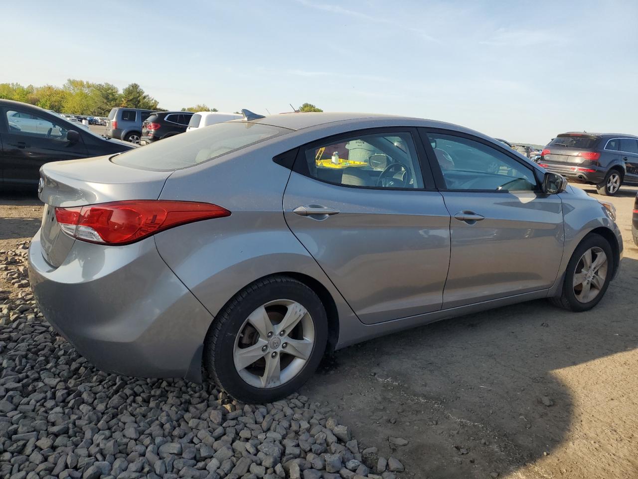 2013 Hyundai Elantra Gray vin: KMHDH4AE9DU980706