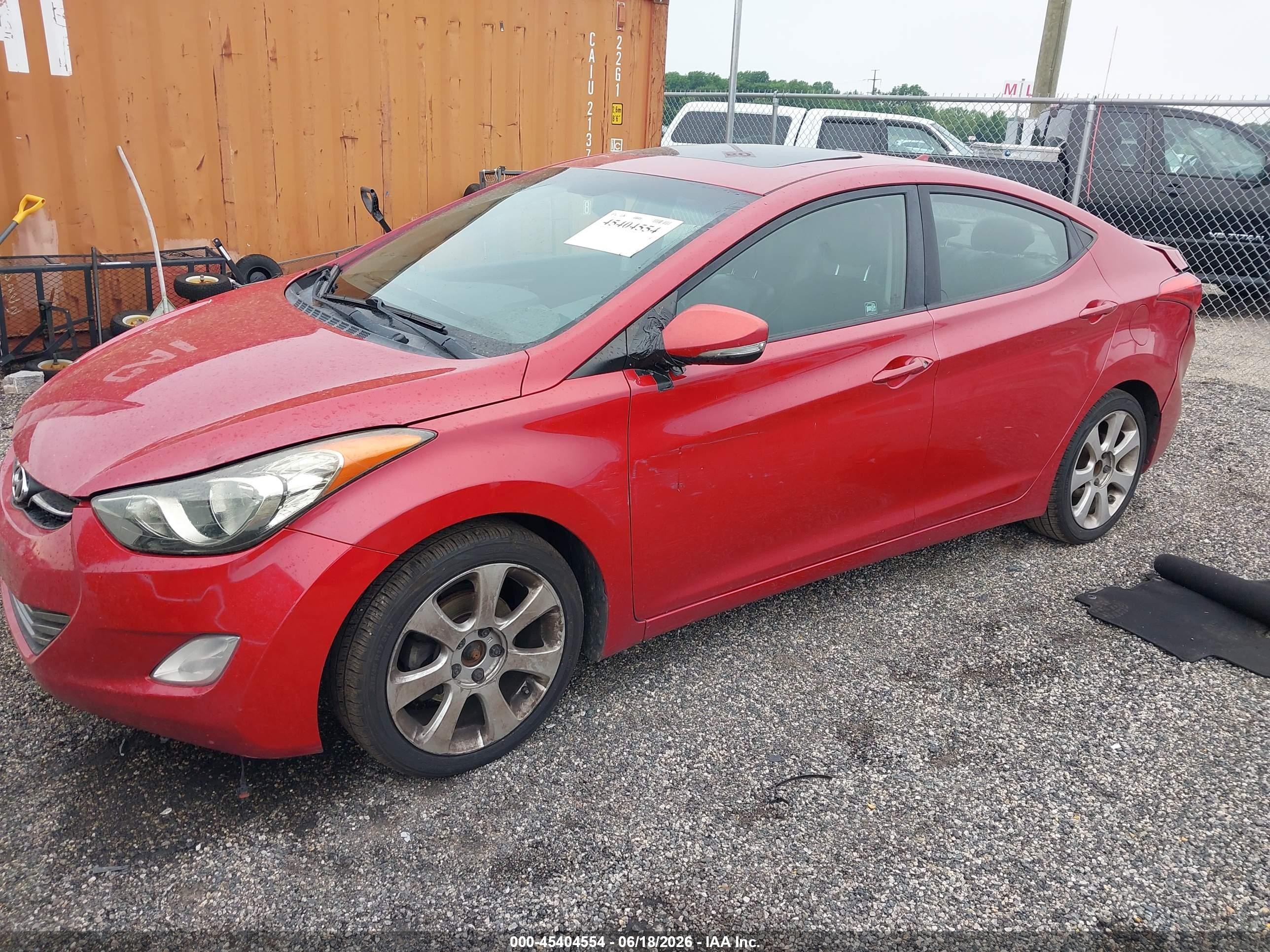 2013 Hyundai Elantra Limited Red vin: KMHDH4AE9DU997005