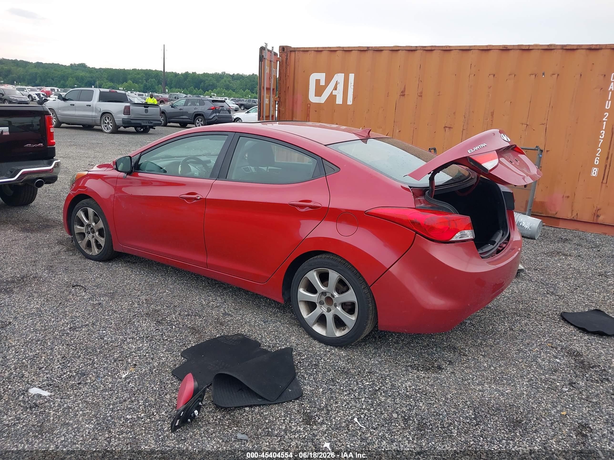 2013 Hyundai Elantra Limited Red vin: KMHDH4AE9DU997005