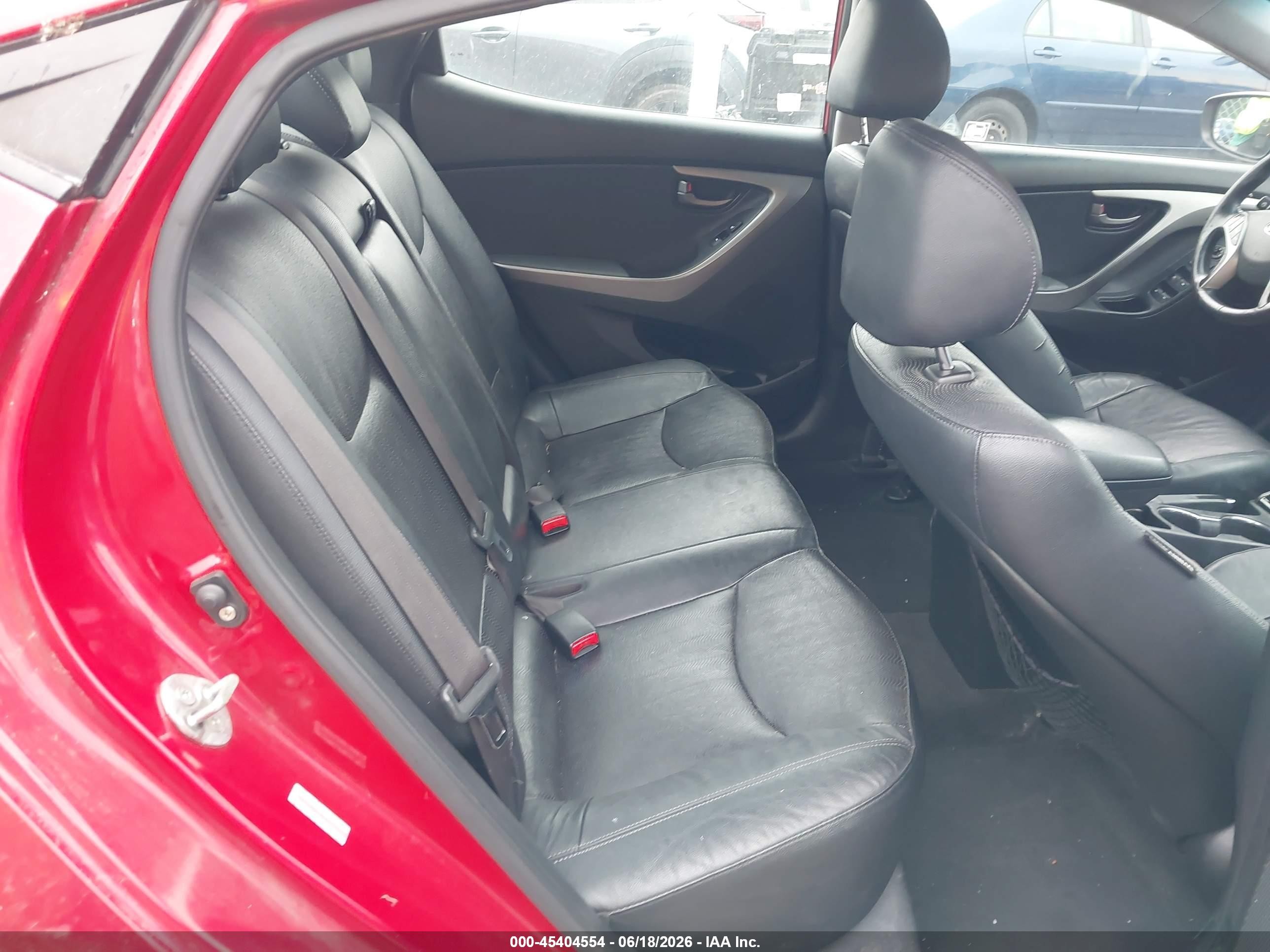 2013 Hyundai Elantra Limited Red vin: KMHDH4AE9DU997005