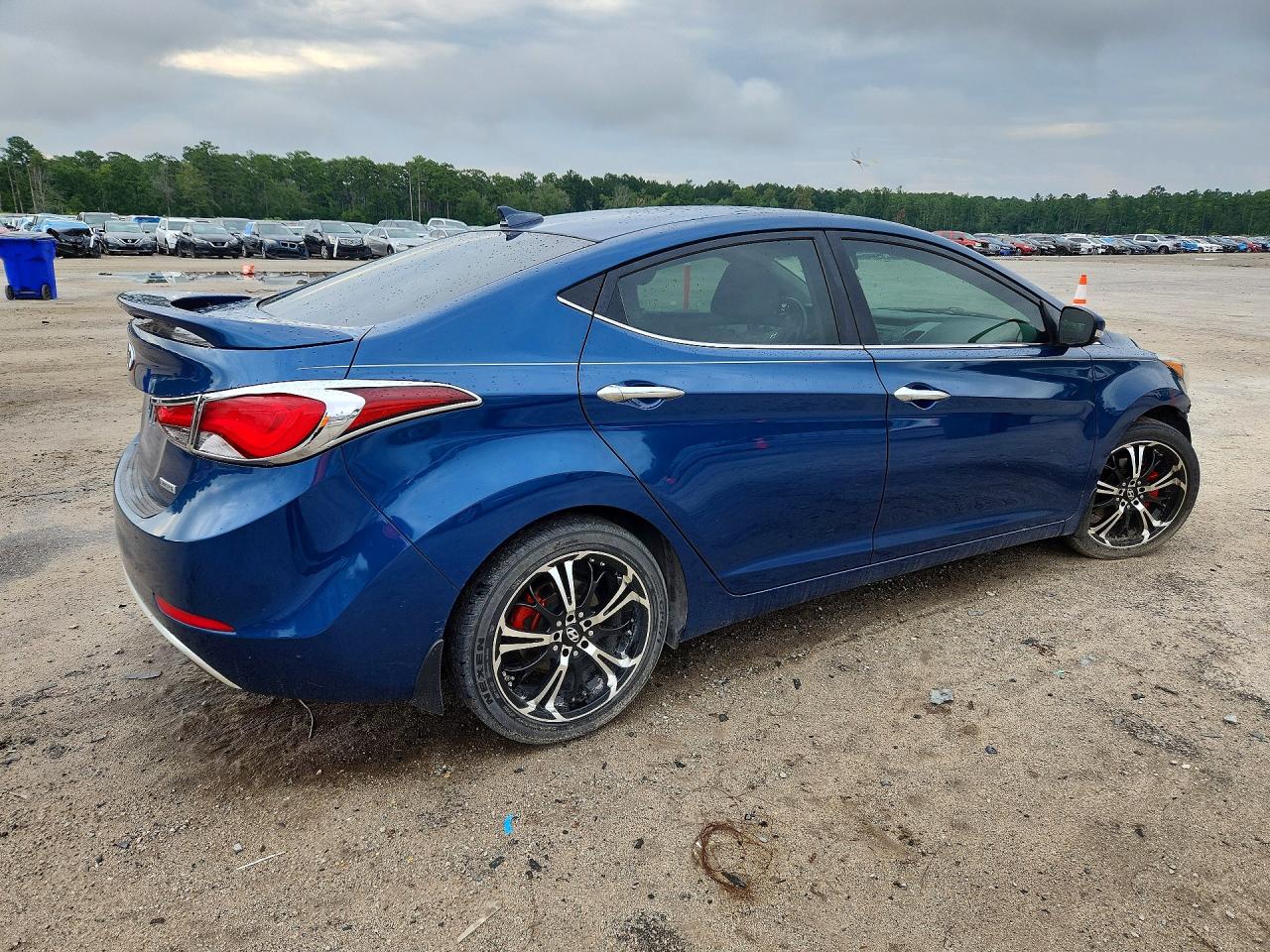 2014 Hyundai Elantra Limited Blue vin: KMHDH4AE9EU036650