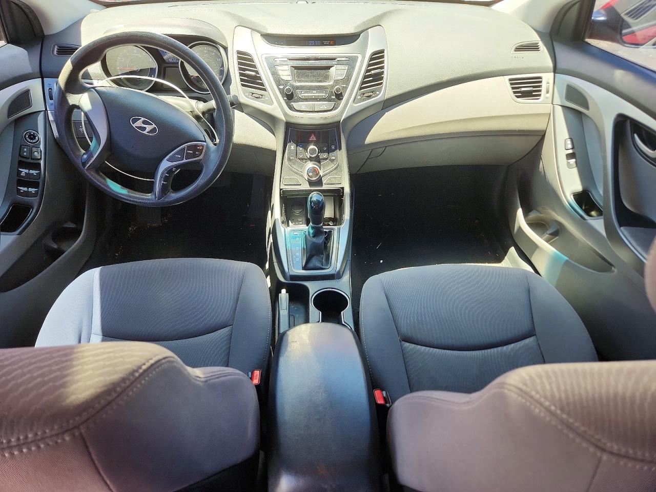 2014 Hyundai Elantra Red vin: KMHDH4AE9EU108883
