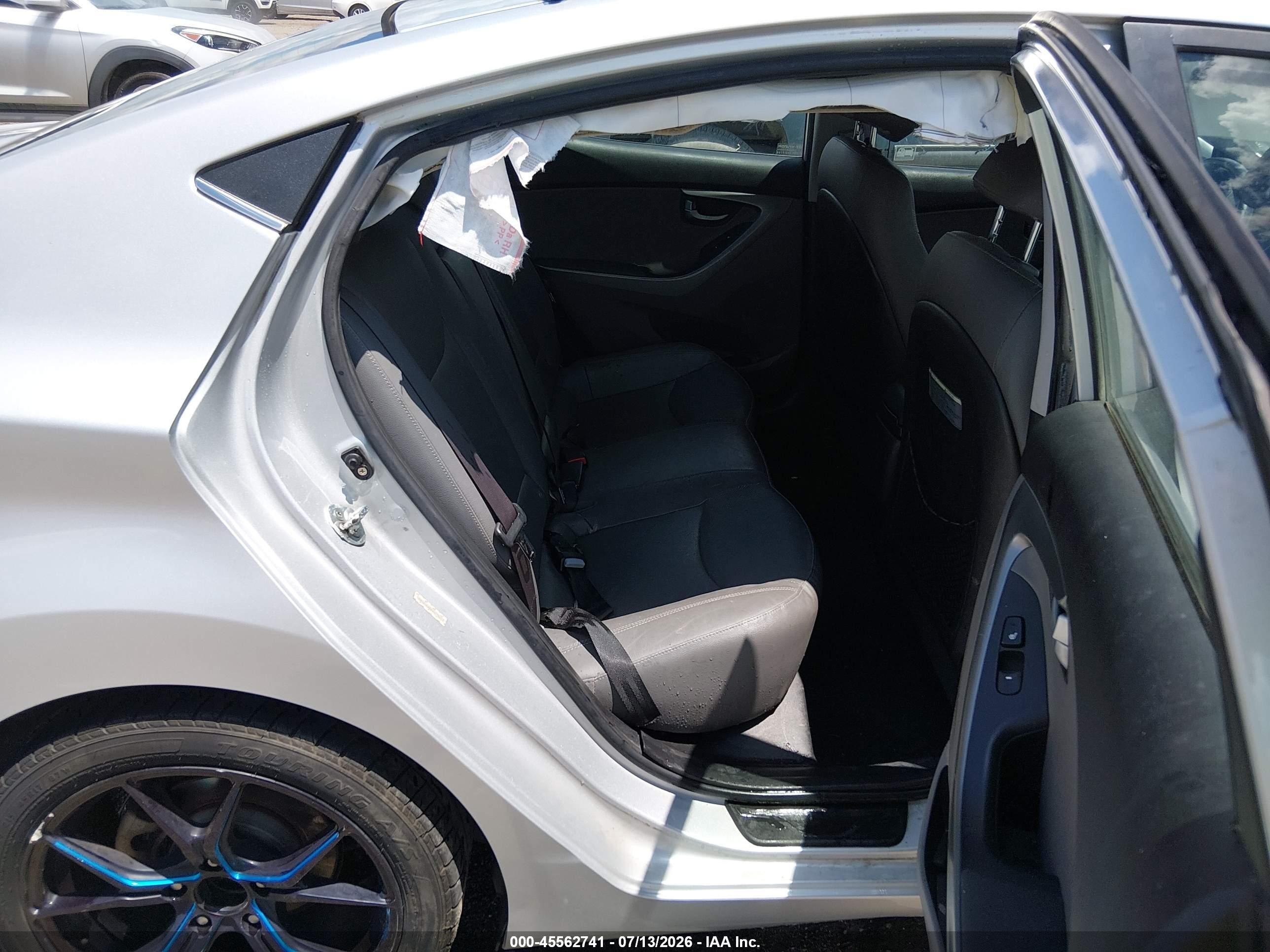 2014 Hyundai Elantra Limited Silver vin: KMHDH4AE9EU170476