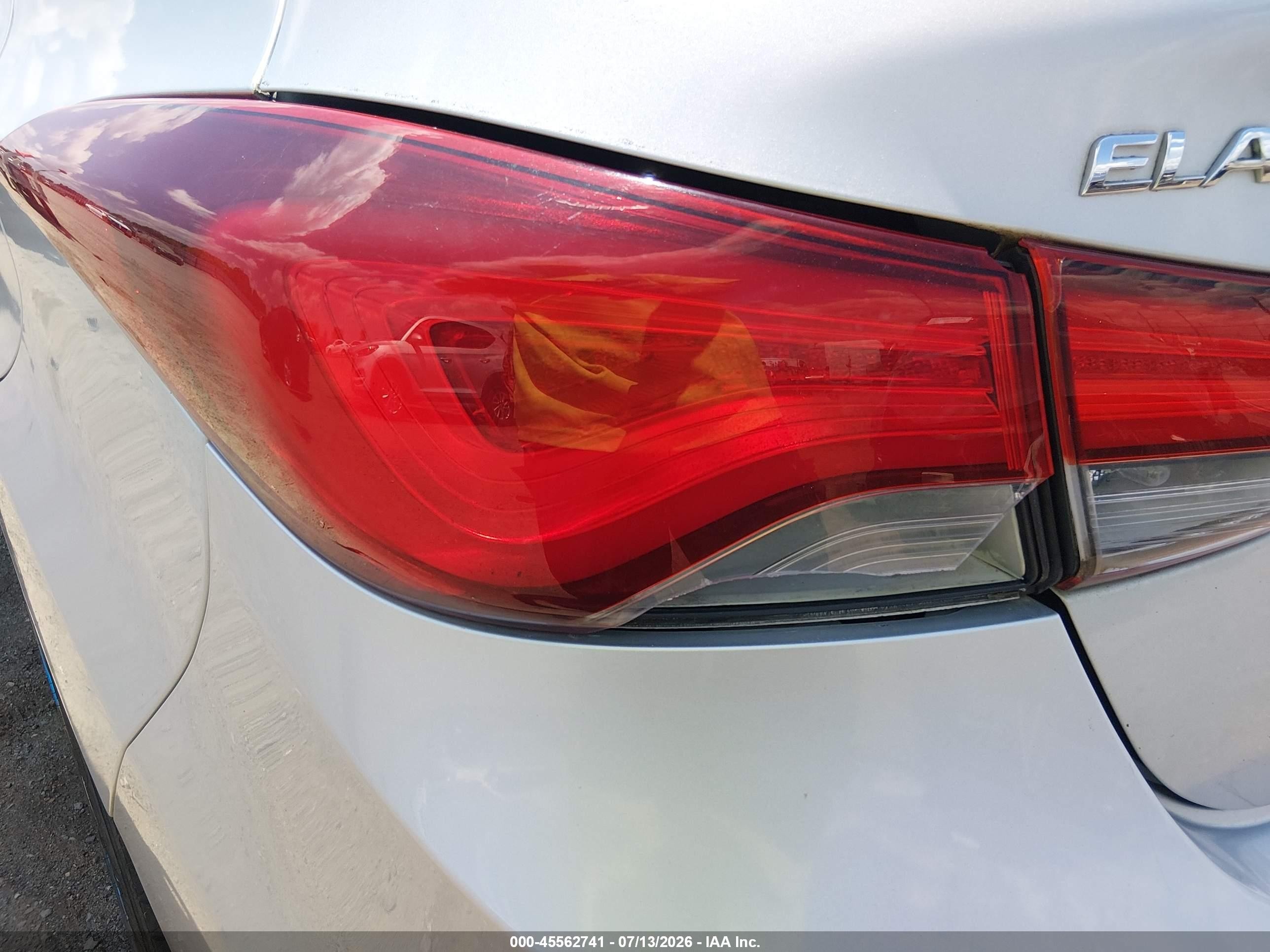2014 Hyundai Elantra Limited Silver vin: KMHDH4AE9EU170476