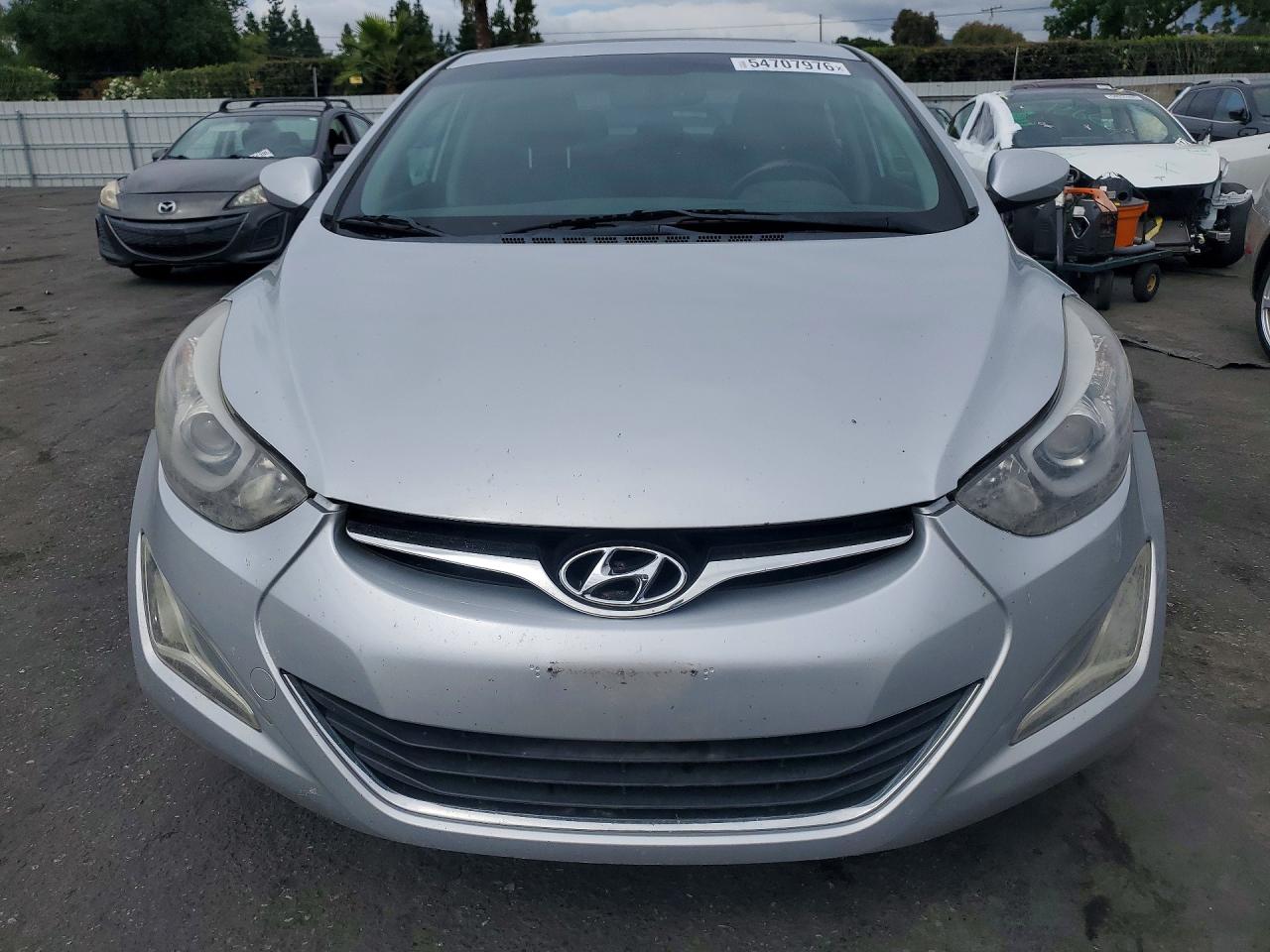 2015 Hyundai Elantra Se Silver vin: KMHDH4AE9FU230905