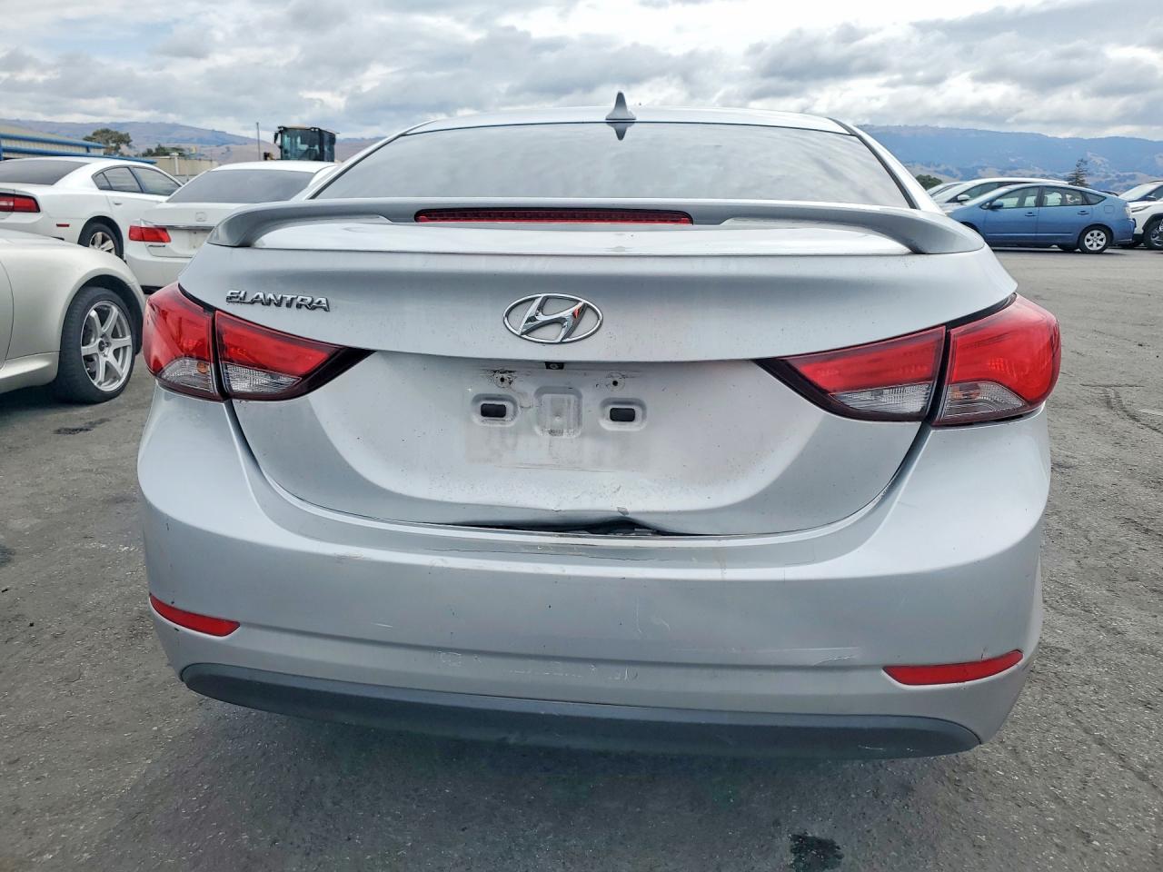 2015 Hyundai Elantra Se Silver vin: KMHDH4AE9FU230905