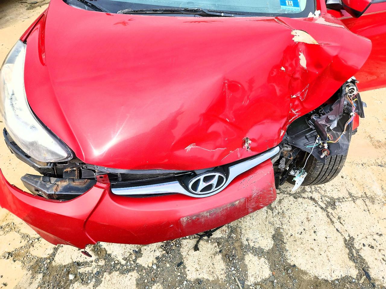 2015 Hyundai Elantra Se Red vin: KMHDH4AE9FU248546