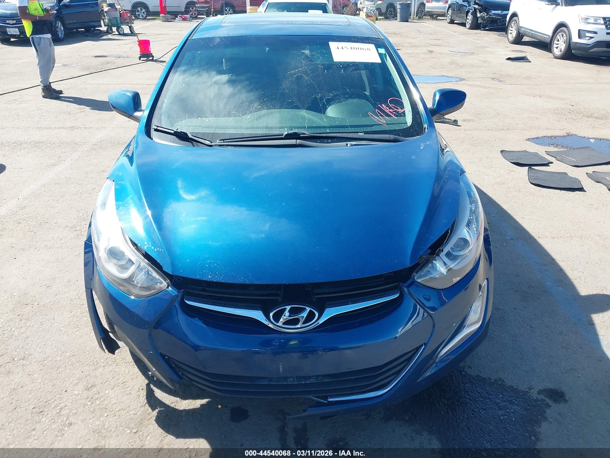 2015 Hyundai Elantra Se Blue vin: KMHDH4AE9FU281899