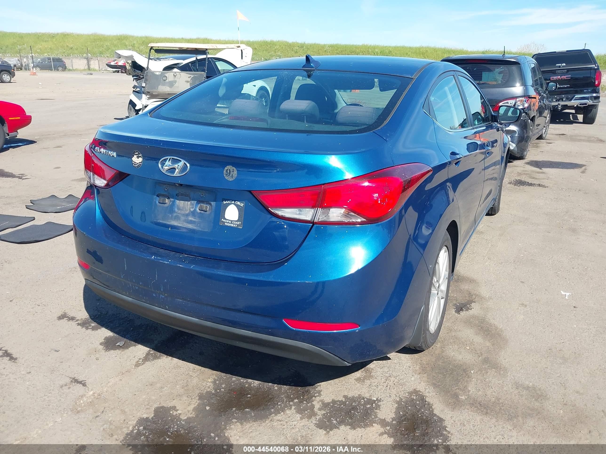 2015 Hyundai Elantra Se Blue vin: KMHDH4AE9FU281899