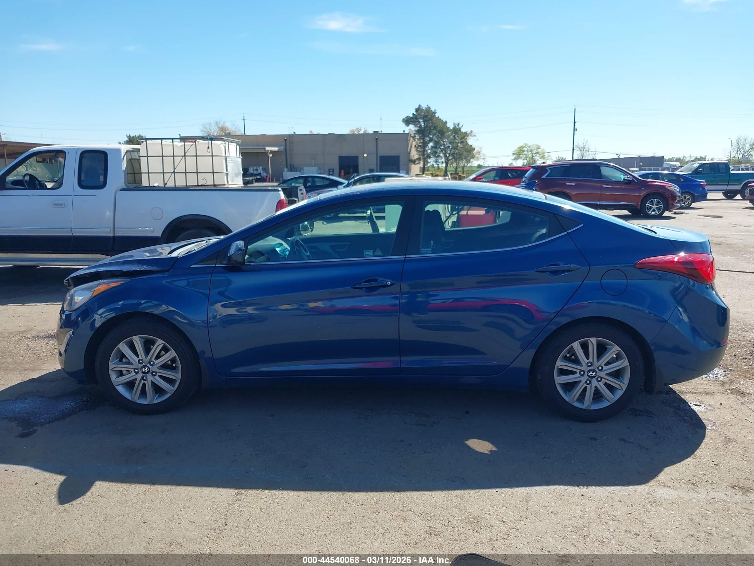 2015 Hyundai Elantra Se Blue vin: KMHDH4AE9FU281899