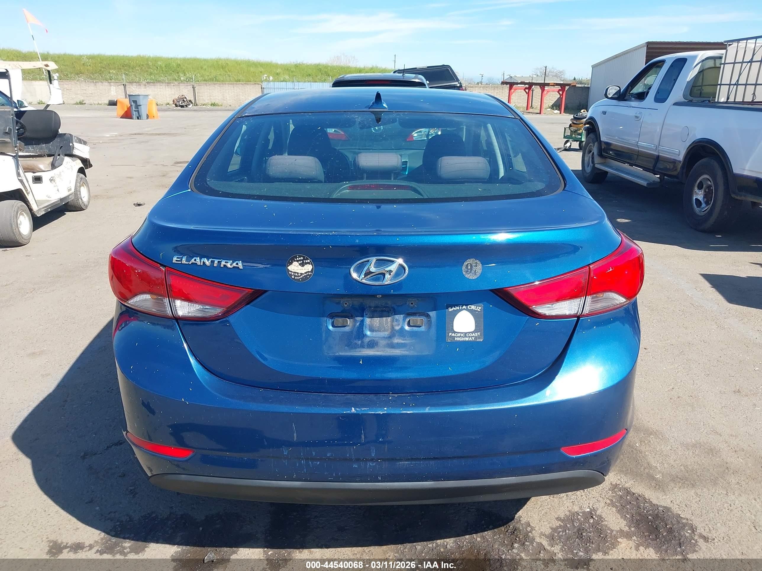2015 Hyundai Elantra Se Blue vin: KMHDH4AE9FU281899