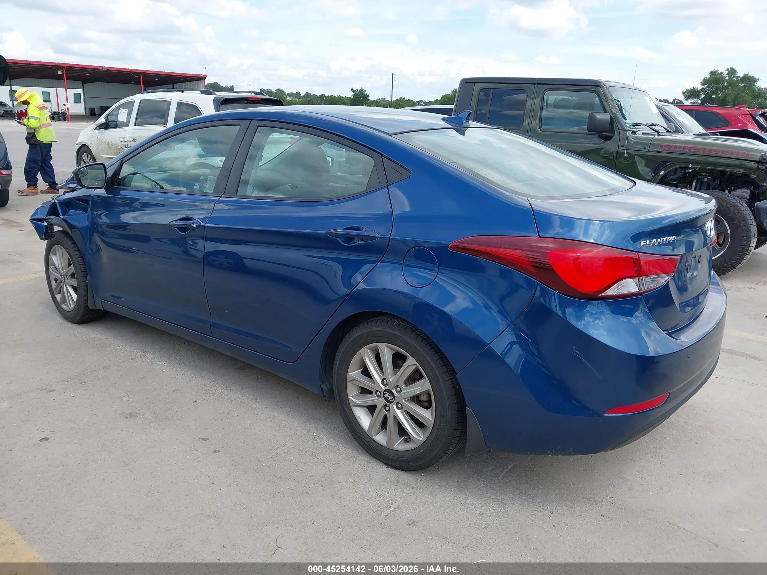 2015 Hyundai Elantra Se Blue vin: KMHDH4AE9FU300323