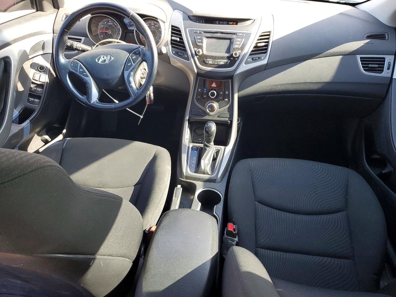 2015 Hyundai Elantra Se Red vin: KMHDH4AE9FU304372