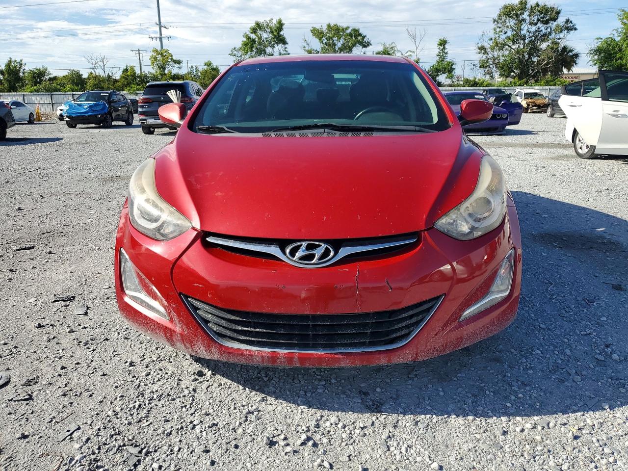 2015 Hyundai Elantra Se Red vin: KMHDH4AE9FU304372