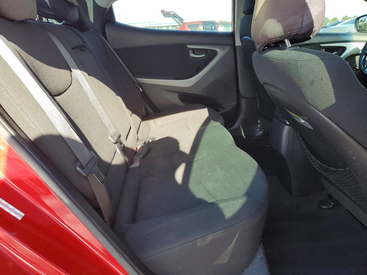 2015 Hyundai Elantra Se Red vin: KMHDH4AE9FU304372