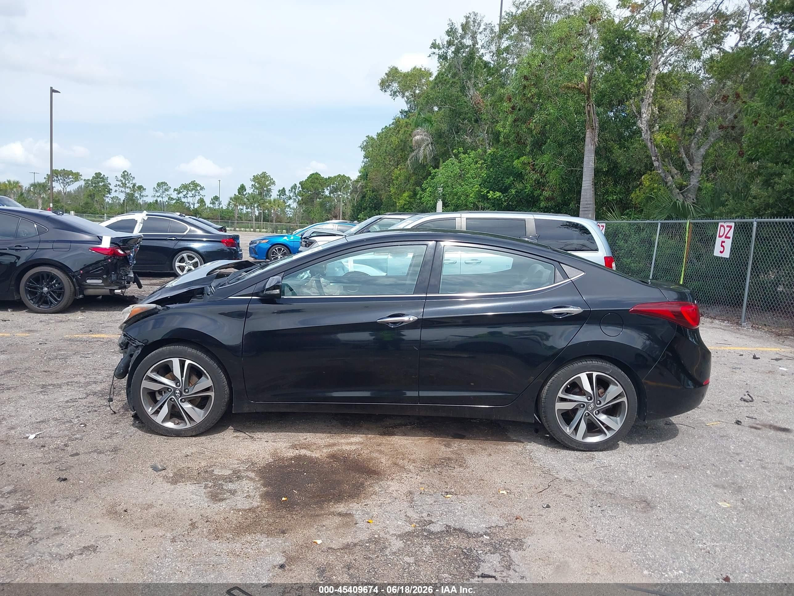 2015 Hyundai Elantra Limited Black vin: KMHDH4AE9FU370551