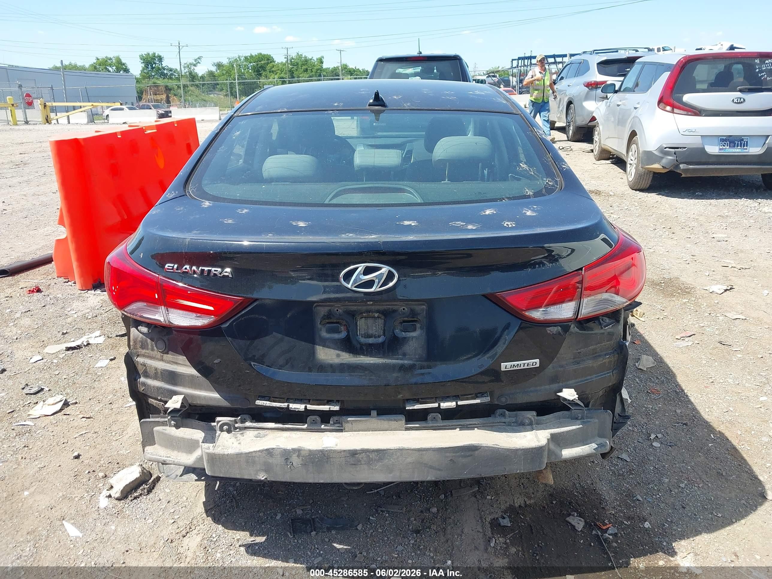 2015 Hyundai Elantra Limited Black vin: KMHDH4AE9FU382652