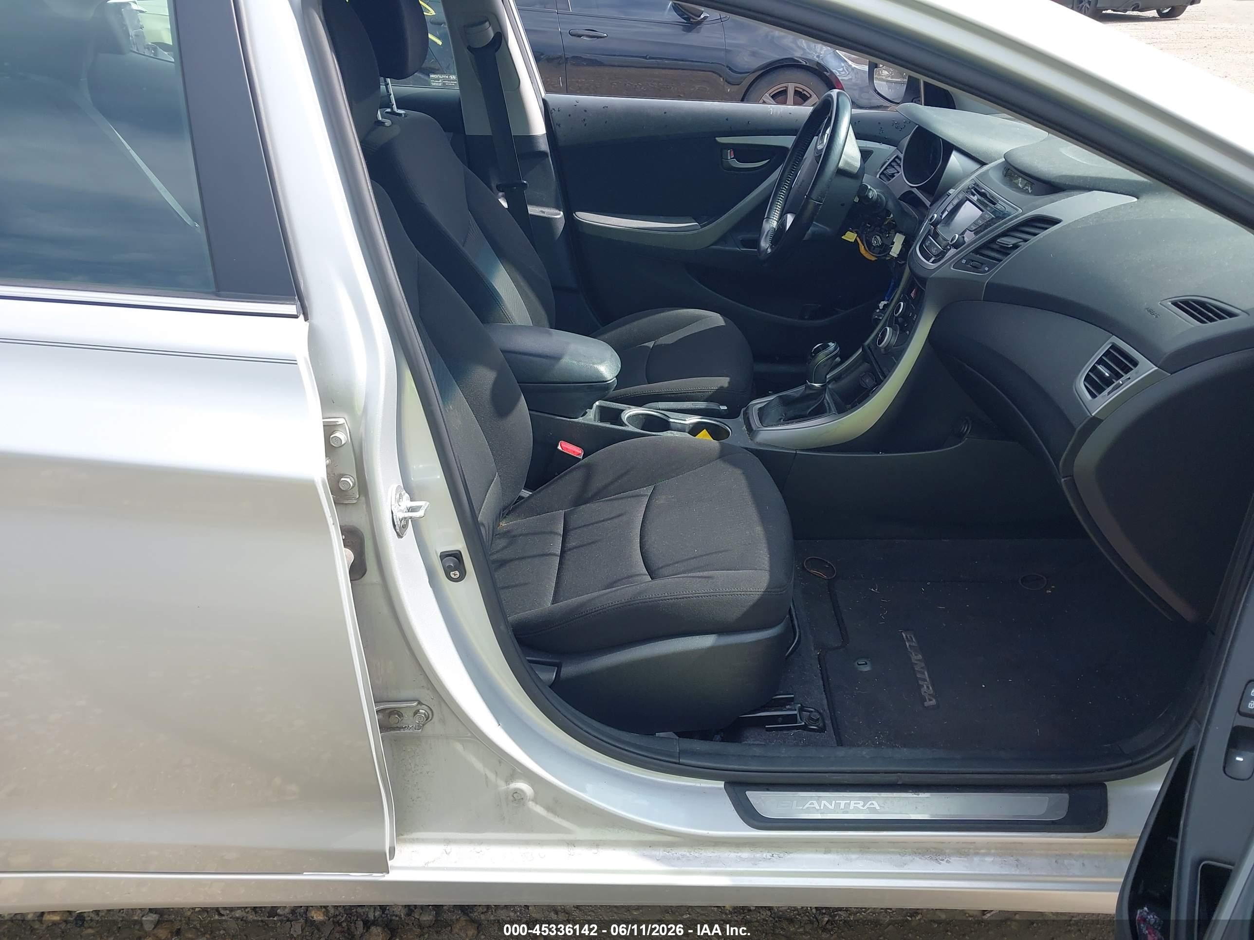 2015 Hyundai Elantra Se Silver vin: KMHDH4AE9FU437696