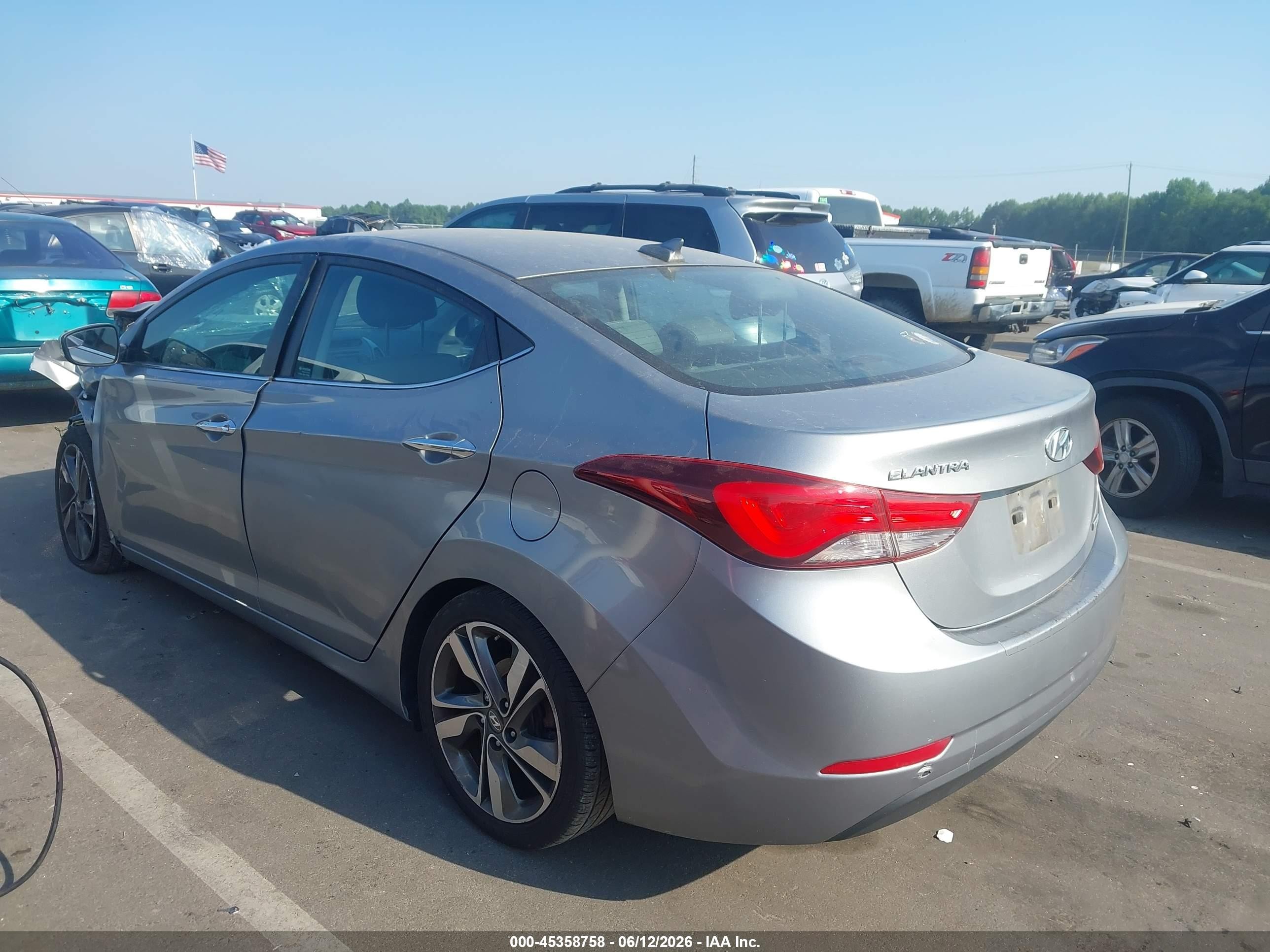 2015 Hyundai Elantra Limited Silver vin: KMHDH4AE9FU456152