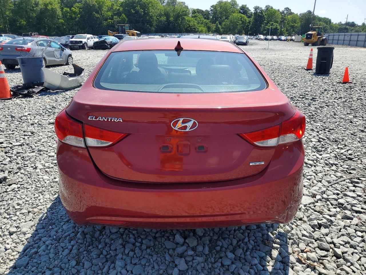2011 Hyundai Elantra Limited Красный vin: KMHDH4AEXBU104529