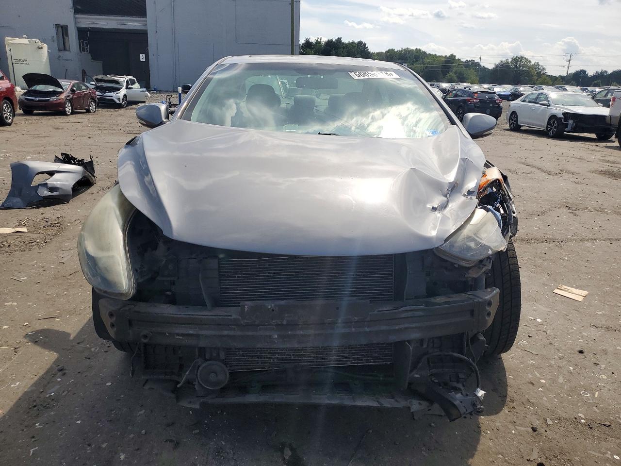 2011 Hyundai Elantra Limited Серебряный vin: KMHDH4AEXBU116454