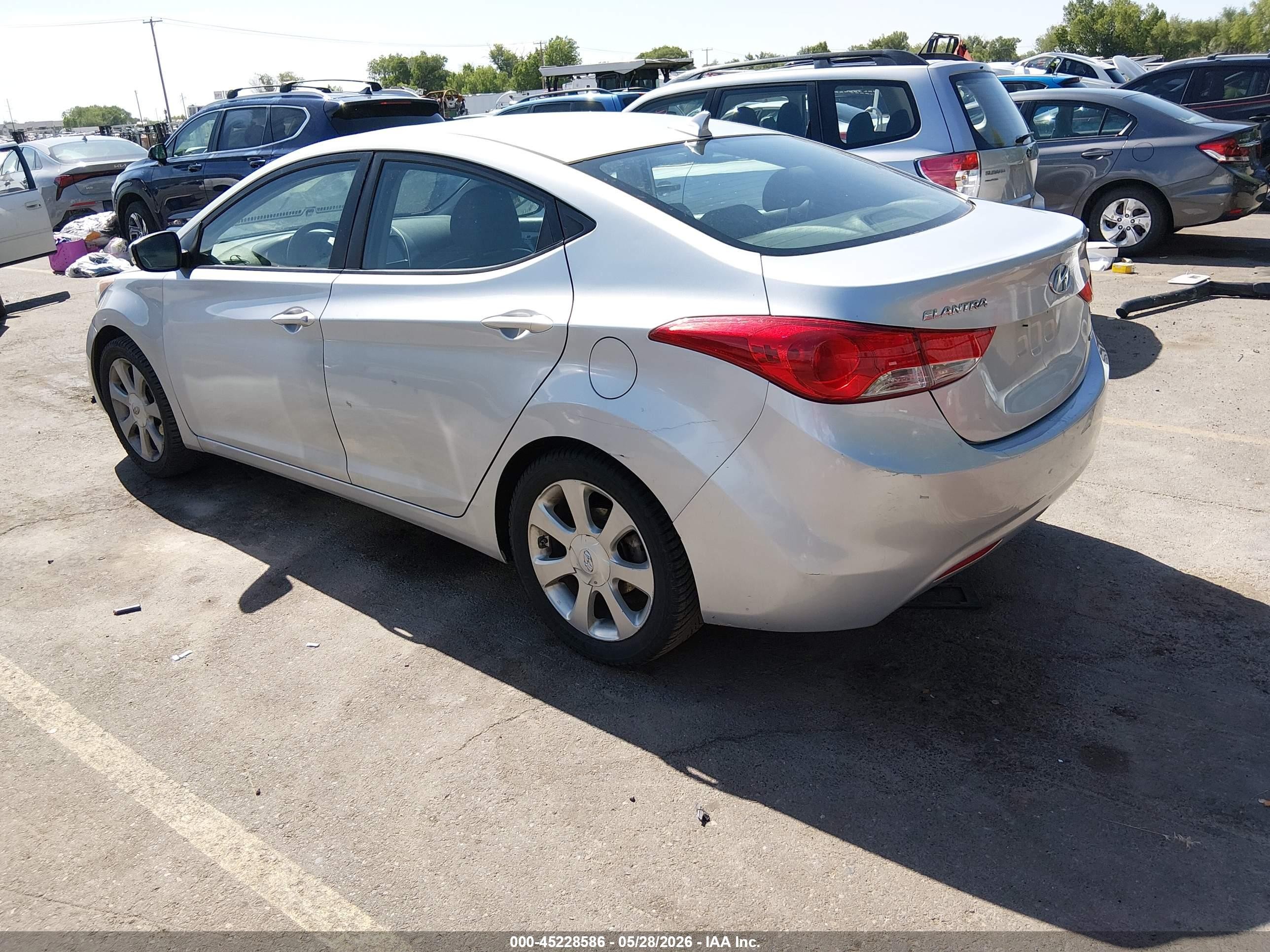 2011 Hyundai Elantra Limited (ulsan Plant) Silver vin: KMHDH4AEXBU164021