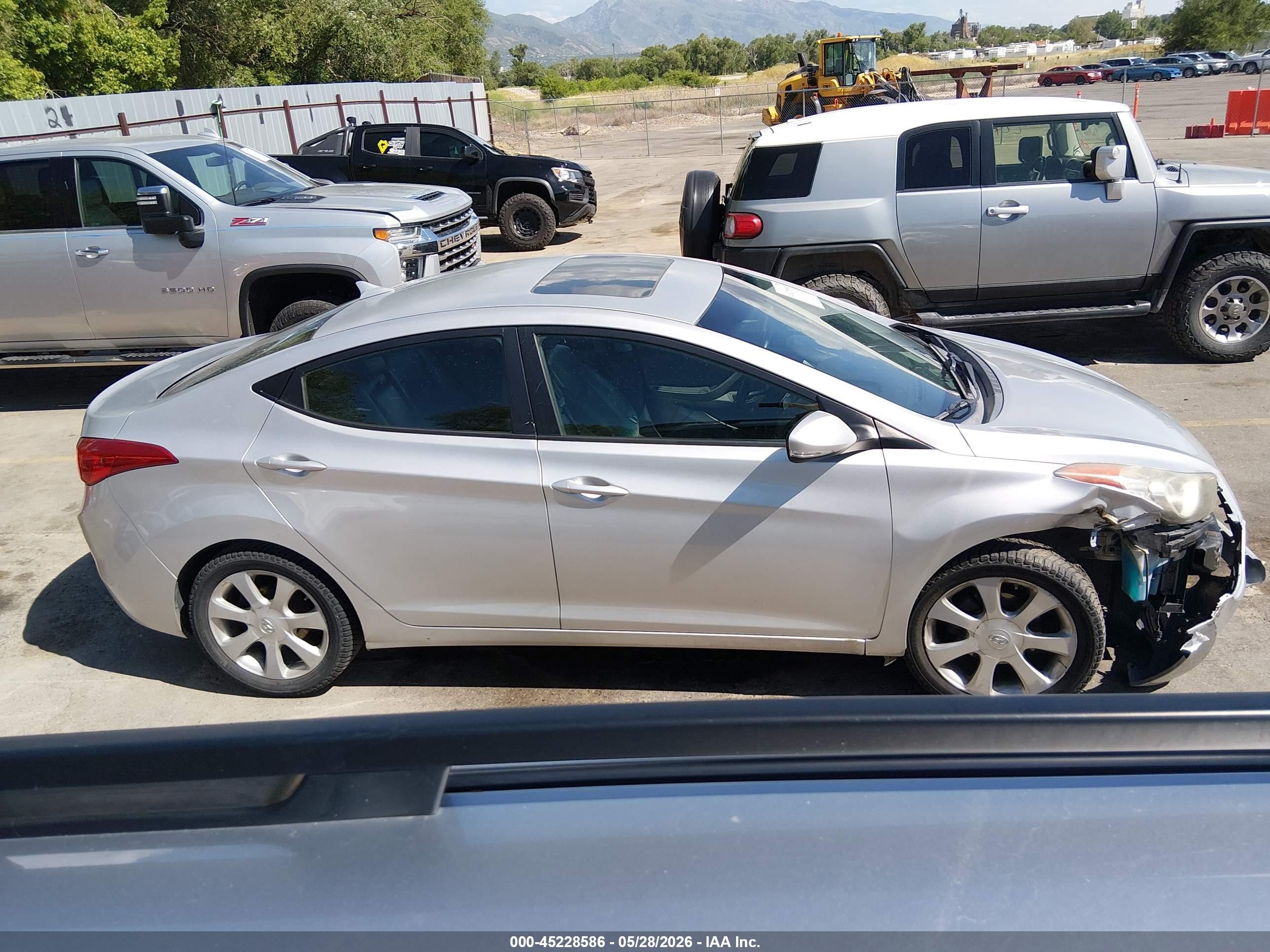 2011 Hyundai Elantra Limited (ulsan Plant) Silver vin: KMHDH4AEXBU164021