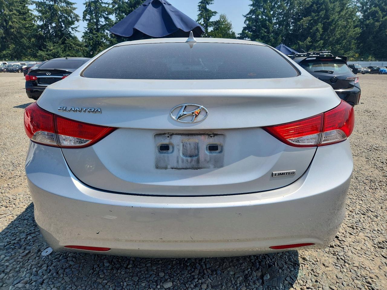2012 Hyundai Elantra Limited Silver vin: KMHDH4AEXCU272267
