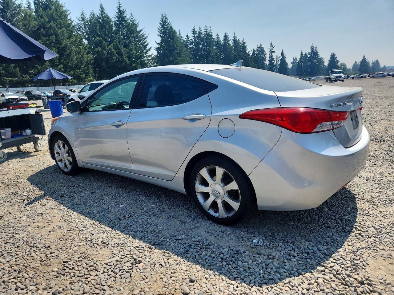 2012 Hyundai Elantra Limited Silver vin: KMHDH4AEXCU272267