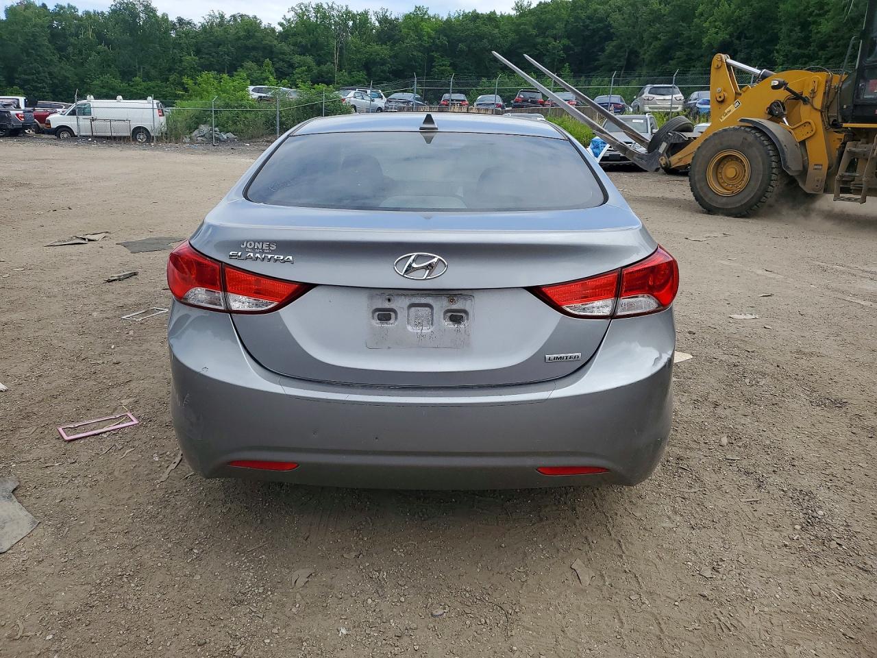 2012 Hyundai Elantra Limited Silver vin: KMHDH4AEXCU351454