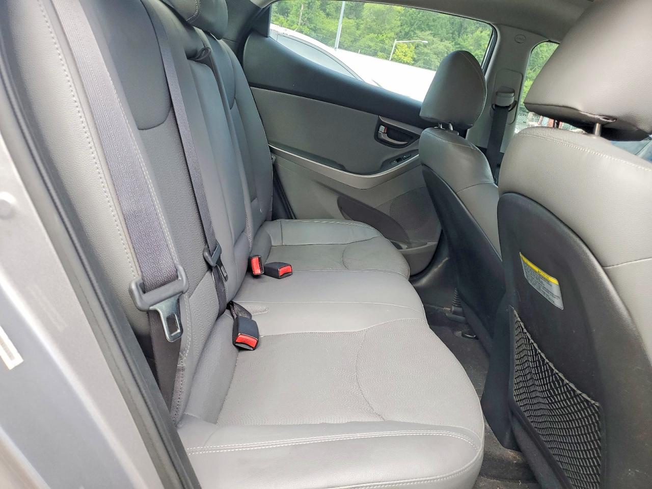 2012 Hyundai Elantra Limited Silver vin: KMHDH4AEXCU351454