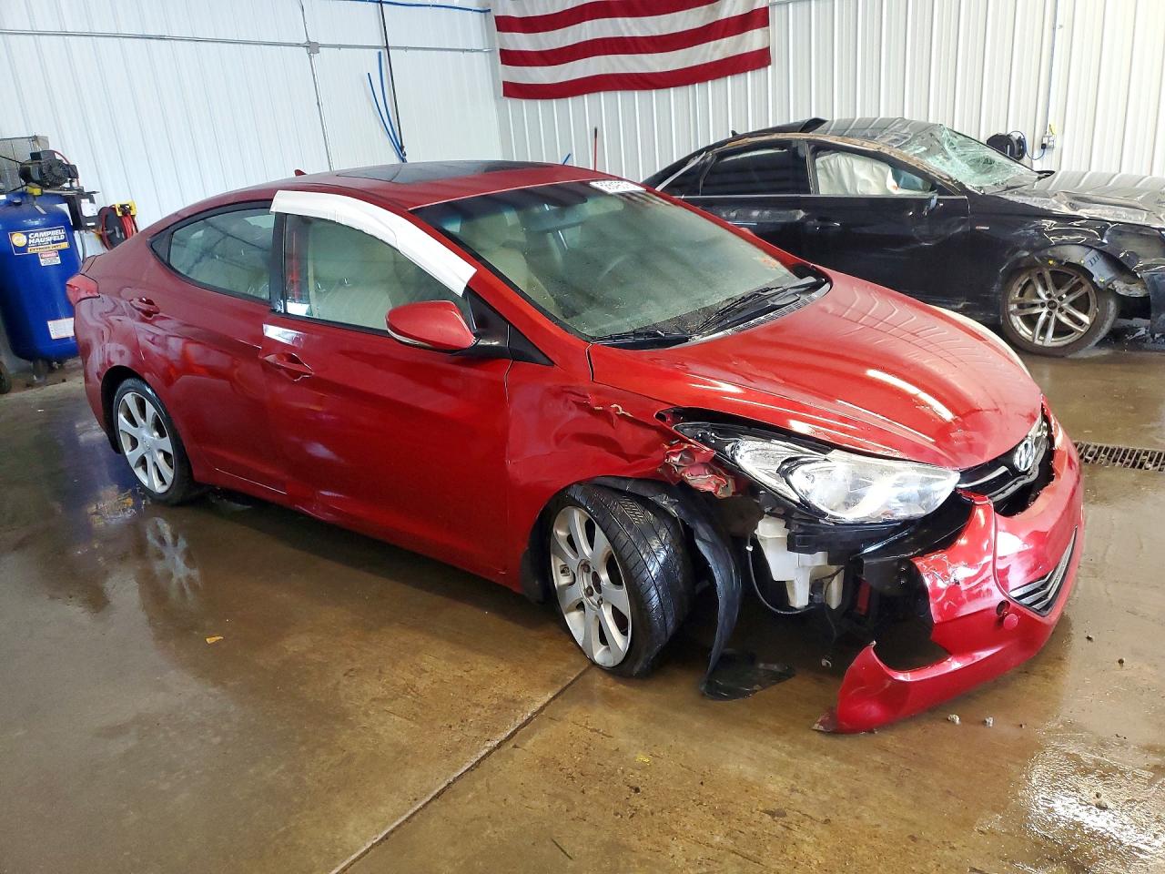 2012 Hyundai Elantra Limited Red vin: KMHDH4AEXCU357092