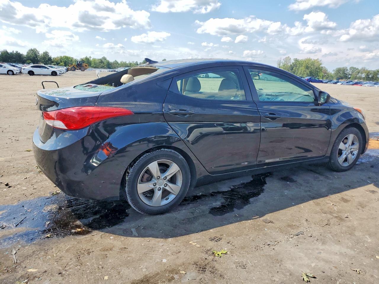 2013 Hyundai Elantra Gls Черный vin: KMHDH4AEXDU494888