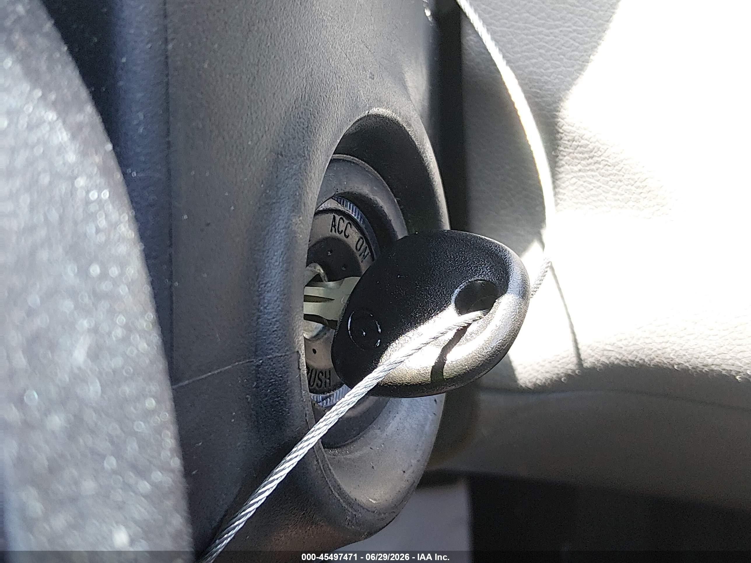 2013 Hyundai Elantra Limited Серебряный vin: KMHDH4AEXDU511821