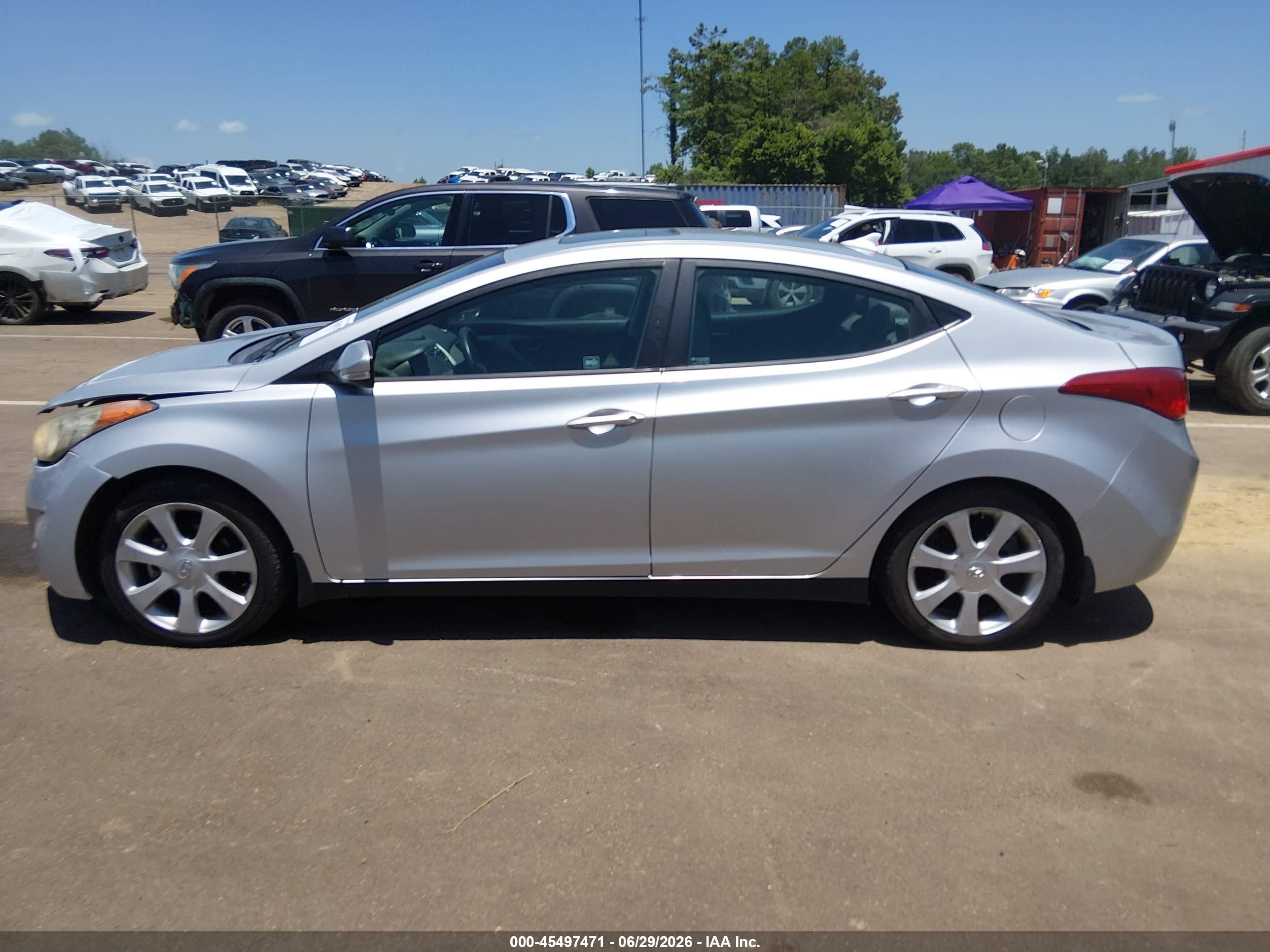 2013 Hyundai Elantra Limited Серебряный vin: KMHDH4AEXDU511821