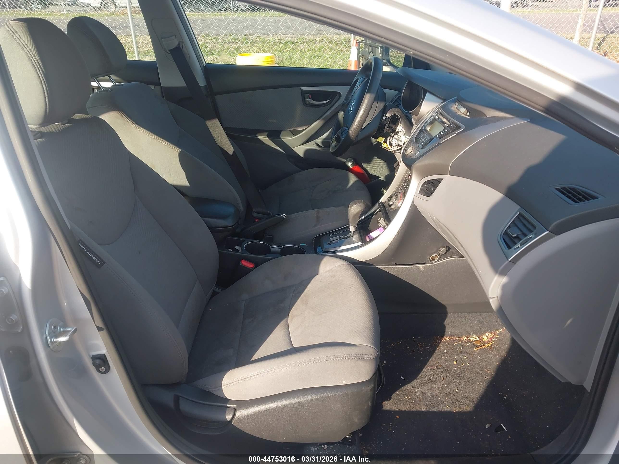 2013 Hyundai Elantra Gls/limited Silver vin: KMHDH4AEXDU551638